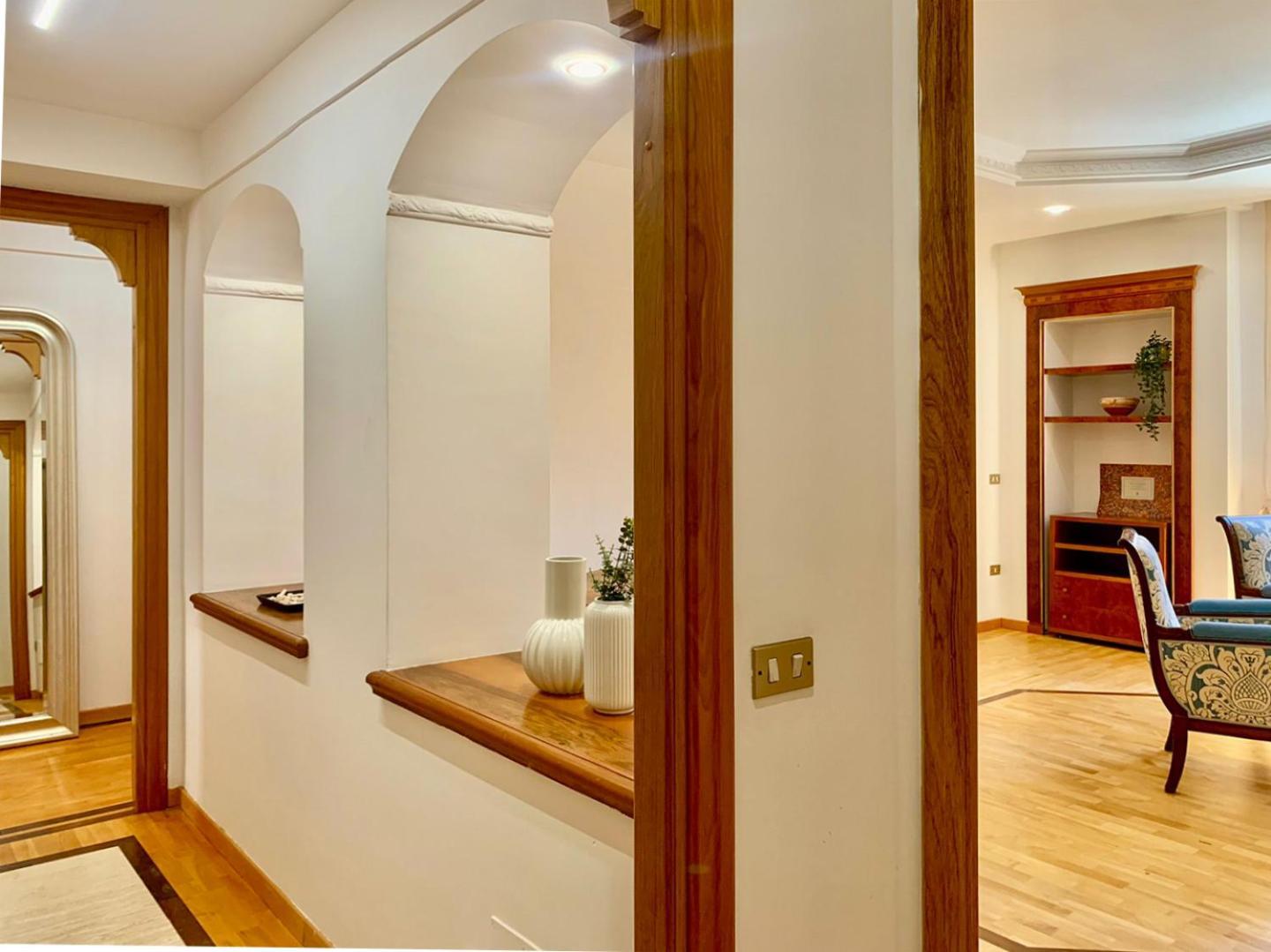 Colosseo Prestige Apartment โรม ภายนอก รูปภาพ
