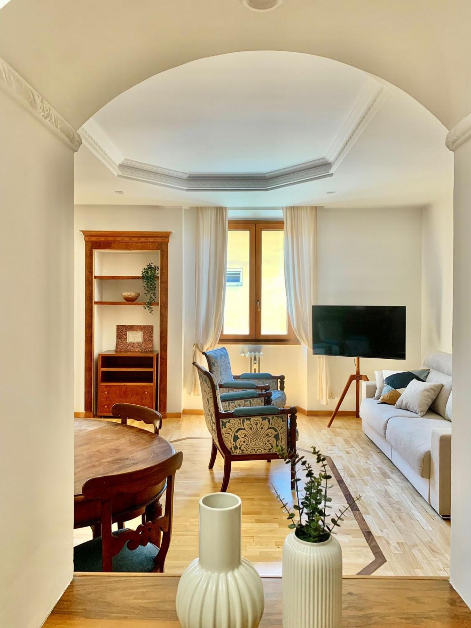 Colosseo Prestige Apartment โรม ภายนอก รูปภาพ
